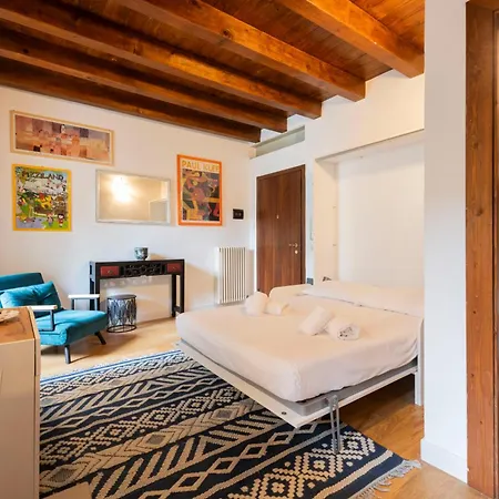 Апартаменты Giardino Nascosto Loft Верона