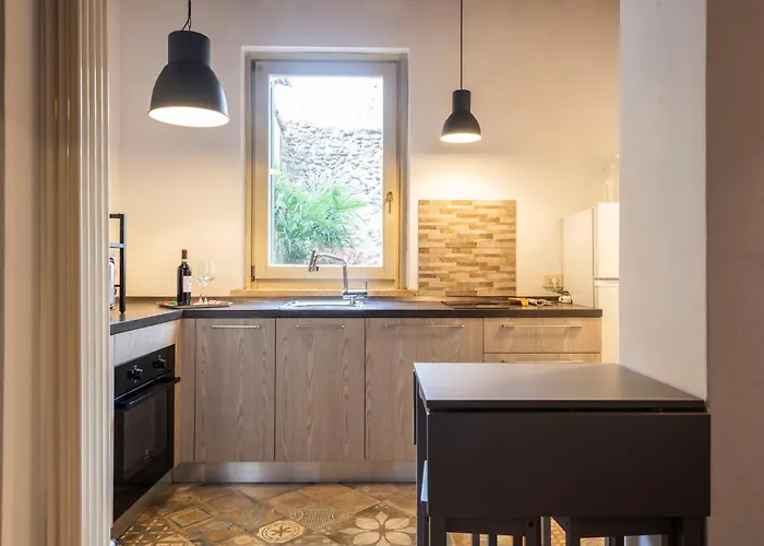Giardino Nascosto Loft By Reasy&busy ורונה